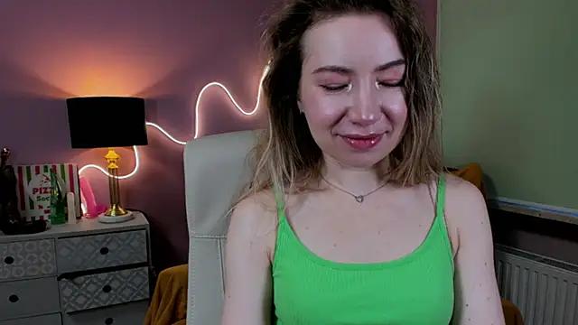 Mia Tasty online show from November 19, 7:30 am