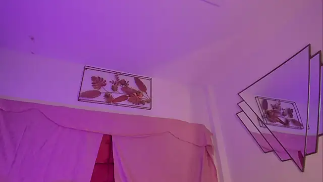 BonnieCute  online show from December 16, 12:38 am