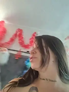 Alona Evans online show from January 6, 4:21 pm