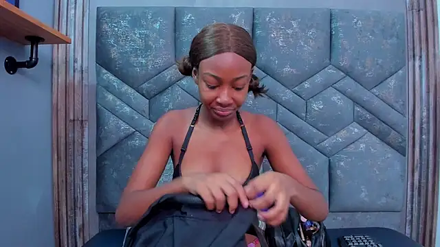 dalilaqueen online show from November 24, 12:18 pm