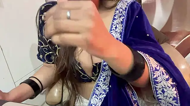 FRIENDFORFUN online show from November 29, 6:01 pm