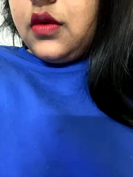 smile pretty online show from September 28, 6:35 pm