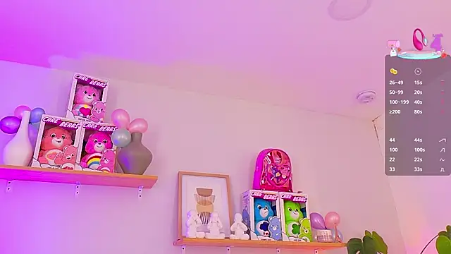 emily bank online show from December 23, 11:14 am