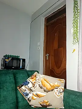 Yoyo   online show from March 13, 6:04 am