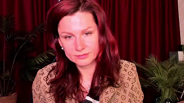April o Nill online show from May 6, 4:11 pm