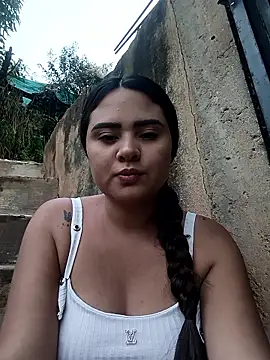 sexy-latin10 online show from February 13, 11:45 am