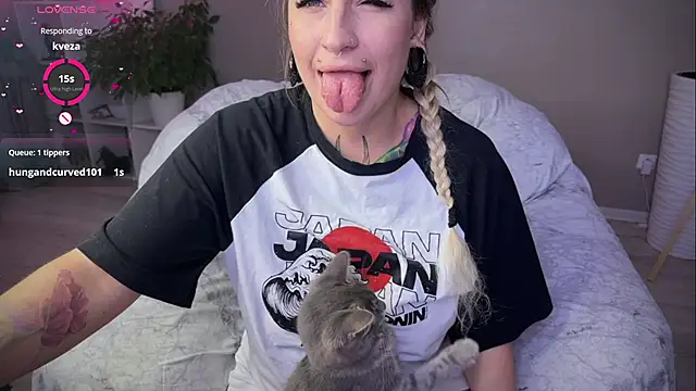 Snapshot of Tanya_Acid chatting on September 9, 1:33 pm Tanya Acid online show from September 9, 1:33 pm