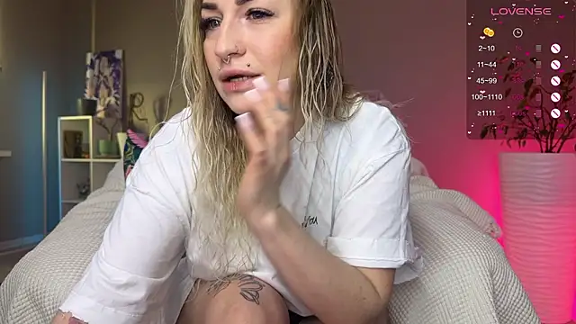 Tanya Acid online show from January 17, 11:29 am