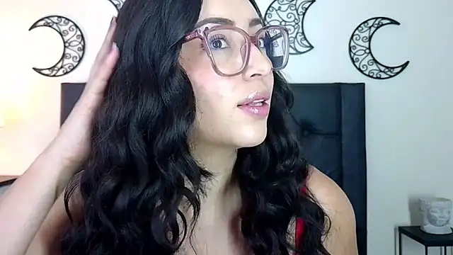 EvoletFMK online show from November 14, 6:30 pm