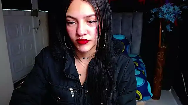 Violettasquirt online show from March 9, 1:36 pm