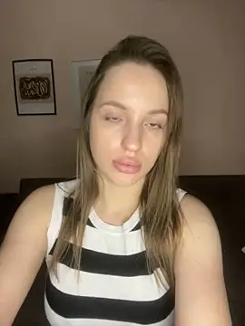 EdnaBradley online show from November 15, 5:47 pm