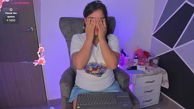 alyssa magiic online show from March 6, 6:47 pm