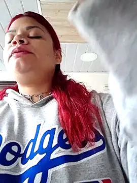 IamAlana  online show from May 17, 12:37 pm