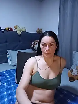 renata hot1 online show from May 31, 1:22 am