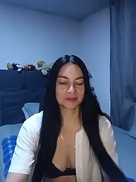 renata hot1 online show from May 16, 1:30 am