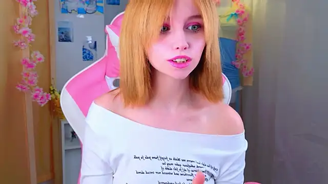 b4by LoL1 online show from May 13, 3:29 pm