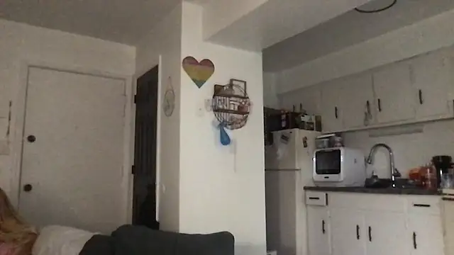 SpunCandy online show from February 28, 5:18 am