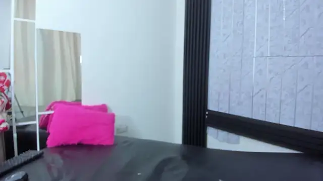 FernandaClar online show from December 14, 8:25 pm