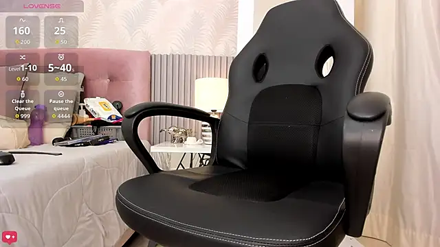 Kimmie kaboom x online show from September 8, 6:51 pm