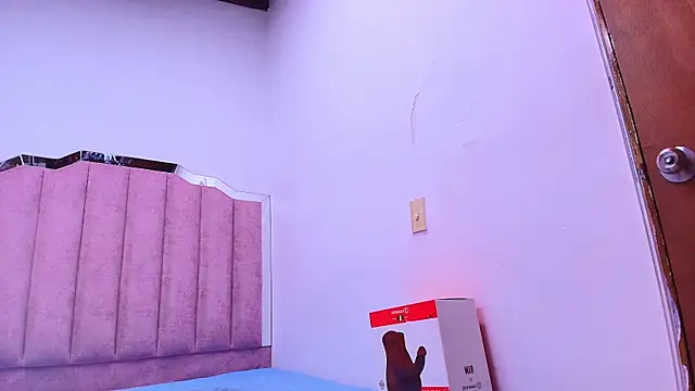 anisha x online show from September 8, 7:13 pm