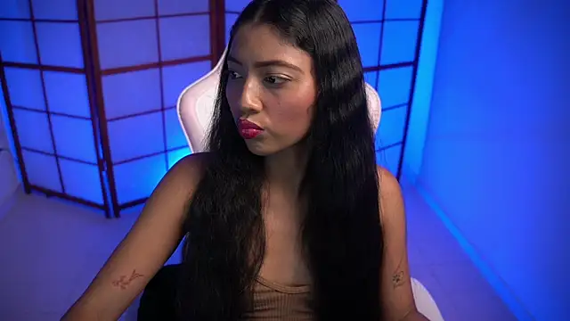 small emilie online show from November 22, 1:47 pm