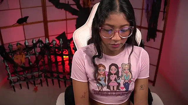 small emilie online show from October 29, 3:04 pm