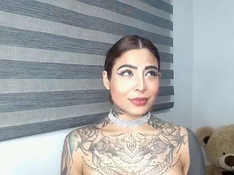 EmiliMontero online show from November 24, 3:19 am