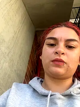 Snapshot of MiaLujan_ chatting on September 24, 12:04 pm MiaLujan online show from September 24, 12:04 pm