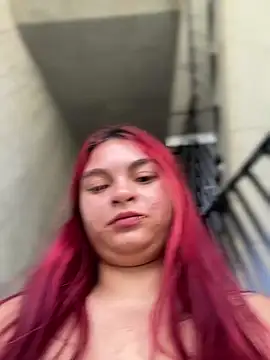 MiaLujan  online show from January 18, 1:40 pm