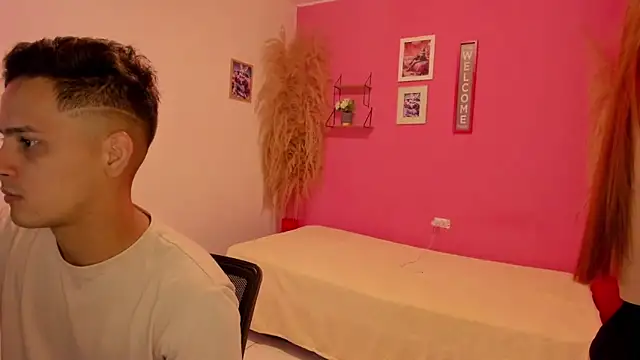 JANER 03 online show from November 1, 6:23 pm