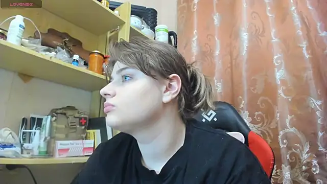 Seductive She Wolf online show from May 31, 11:17 pm