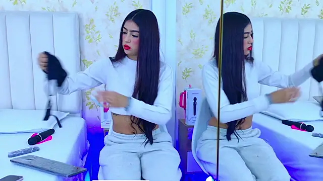 Mia-Monroe online show from October 3, 7:52 pm