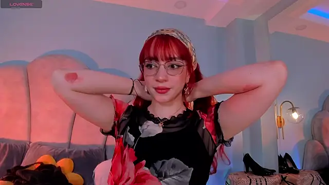 Snapshot of sweeet_peach chatting on October 7, 10:36 pm sweeet peach online show from October 7, 10:36 pm