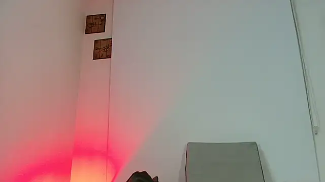 catalinamommyx online show from September 29, 12:38 am