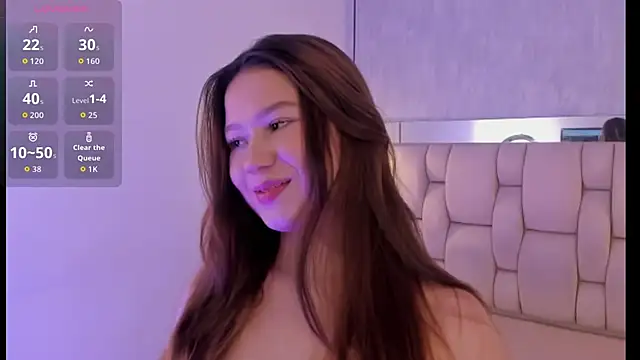 Roxie-Summers11 online show from March 6, 8:37 pm