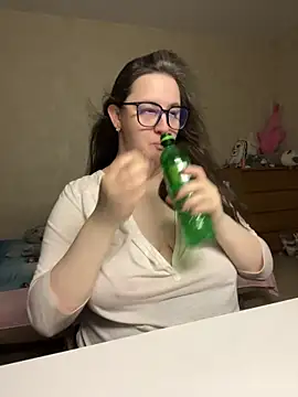 hungry1bunny online show from May 23, 5:11 pm