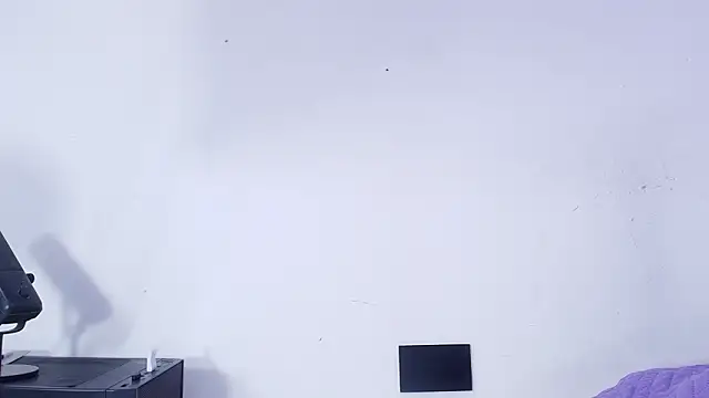 nicol f online show from March 6, 3:23 am