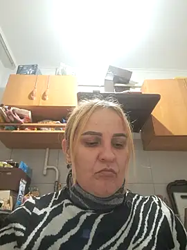 Malichkaanna30 online show from September 29, 5:40 pm