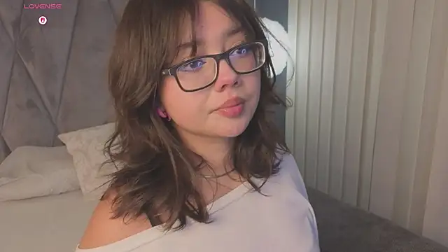 missy taylor  online show from October 14, 8:11 pm