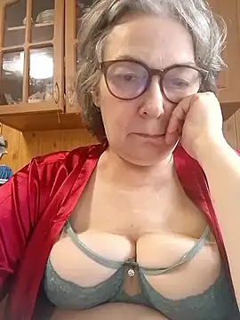 IrinaSweet54 online show from June 3, 8:59 am