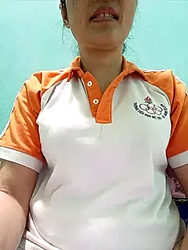 Lovepussyhair online show from February 23, 8:41 pm