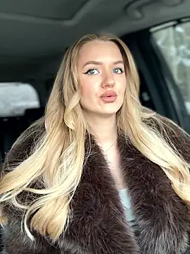 Devill Angel  online show from January 14, 9:47 am