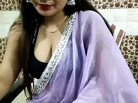 Snapshot of Aarvi_Arora chatting on December 2, 10:27 am Aarvi Arora online show from December 2, 10:27 am