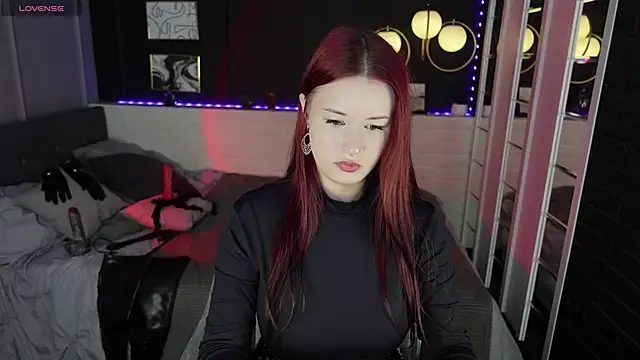Snapshot of Lily_Moonlight chatting on October 1, 7:24 am Lily Moonlight online show from October 1, 7:24 am
