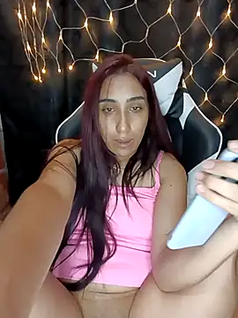 ifeelverywet andhot online show from October 4, 8:02 pm