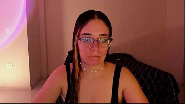 Snapshot of atenas_05_ chatting on September 11, 6:30 pm atenas 05 online show from September 11, 6:30 pm