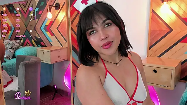 NaiirobiSwan online show from April 4, 7:45 pm