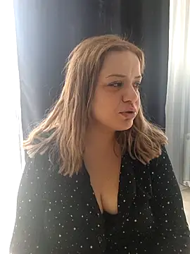 cansuozell online show from December 20, 9:13 am