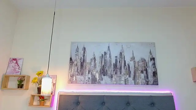 mia aira online show from September 20, 3:54 pm