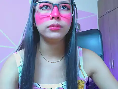  ALLYSON18  online show from April 15, 12:39 pm